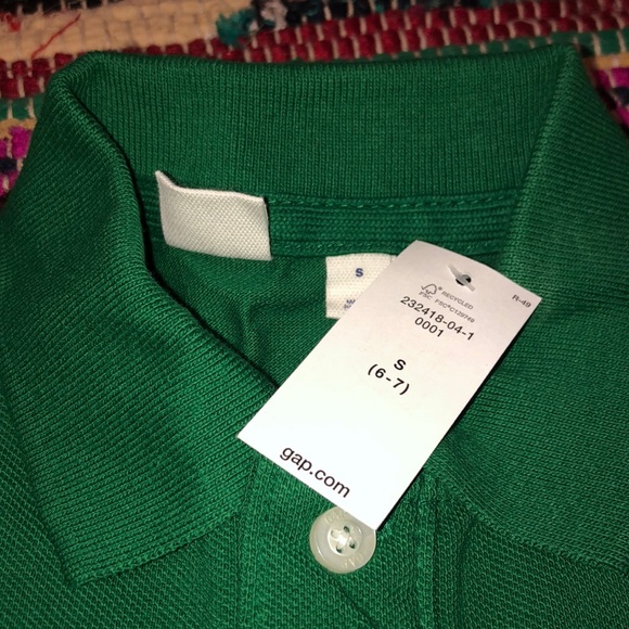 Green GAP uniform shirt - Picture 2 of 2